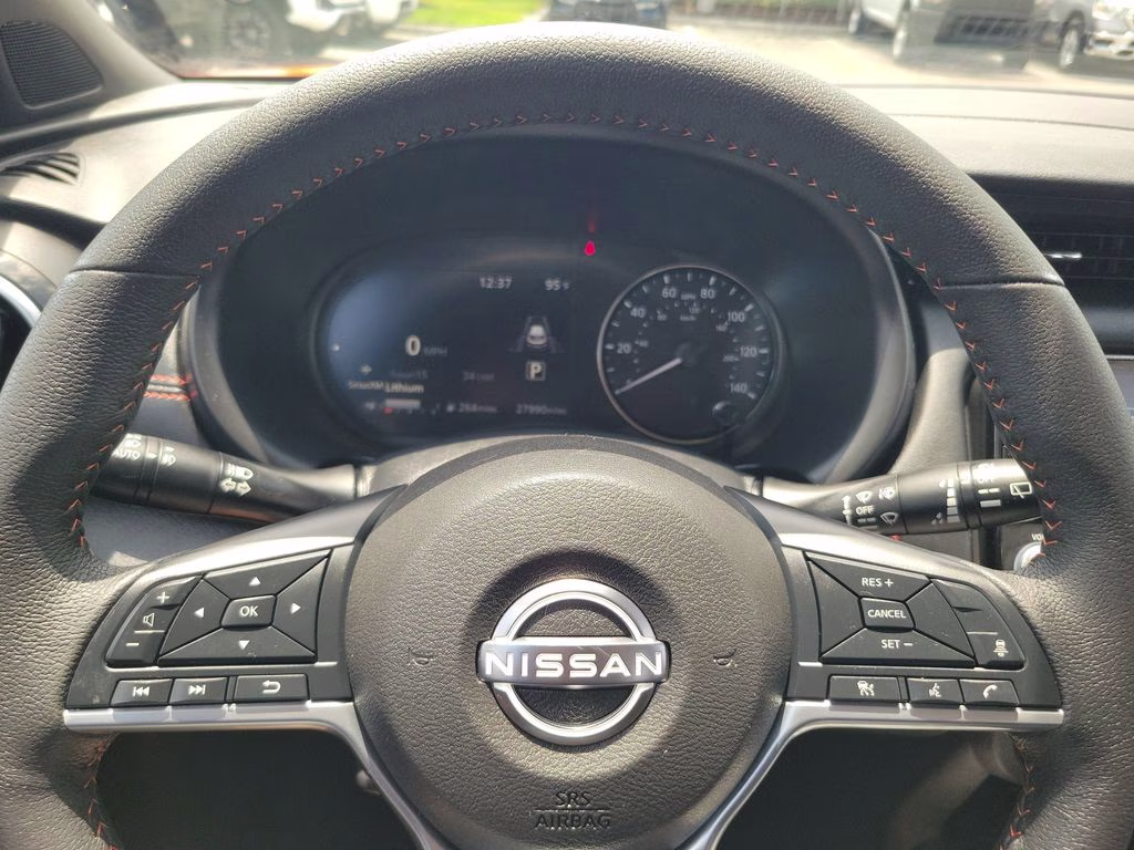 2023 Monarch Orange Metallic/Super Black Nissan Kicks SR FWD SUV