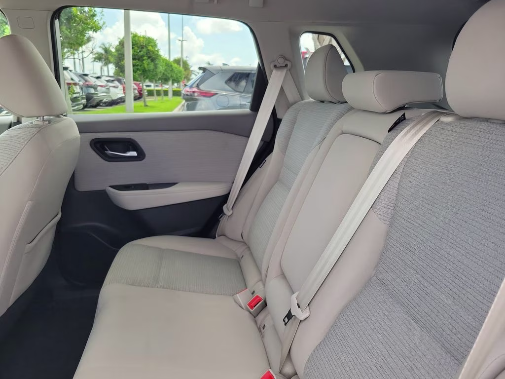 2023 Pearl White Tricoat Nissan Rogue SV FWD SUV