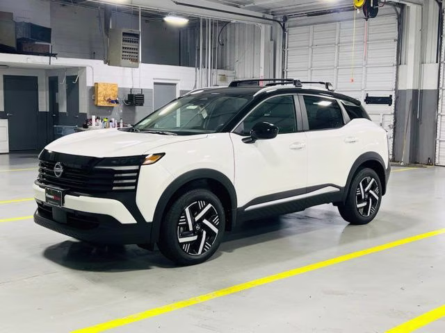 2026 Aspen White/Super Black Nissan Kicks SV FWD SUV