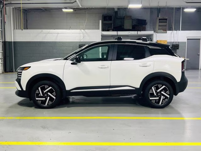 2026 Aspen White/Super Black Nissan Kicks SV FWD SUV
