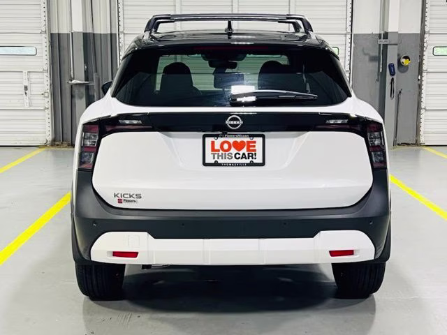2026 Aspen White/Super Black Nissan Kicks SV FWD SUV