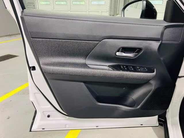 2026 Aspen White/Super Black Nissan Kicks SV FWD SUV