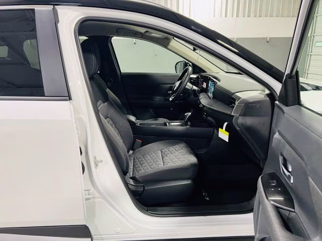 2026 Aspen White/Super Black Nissan Kicks SV FWD SUV