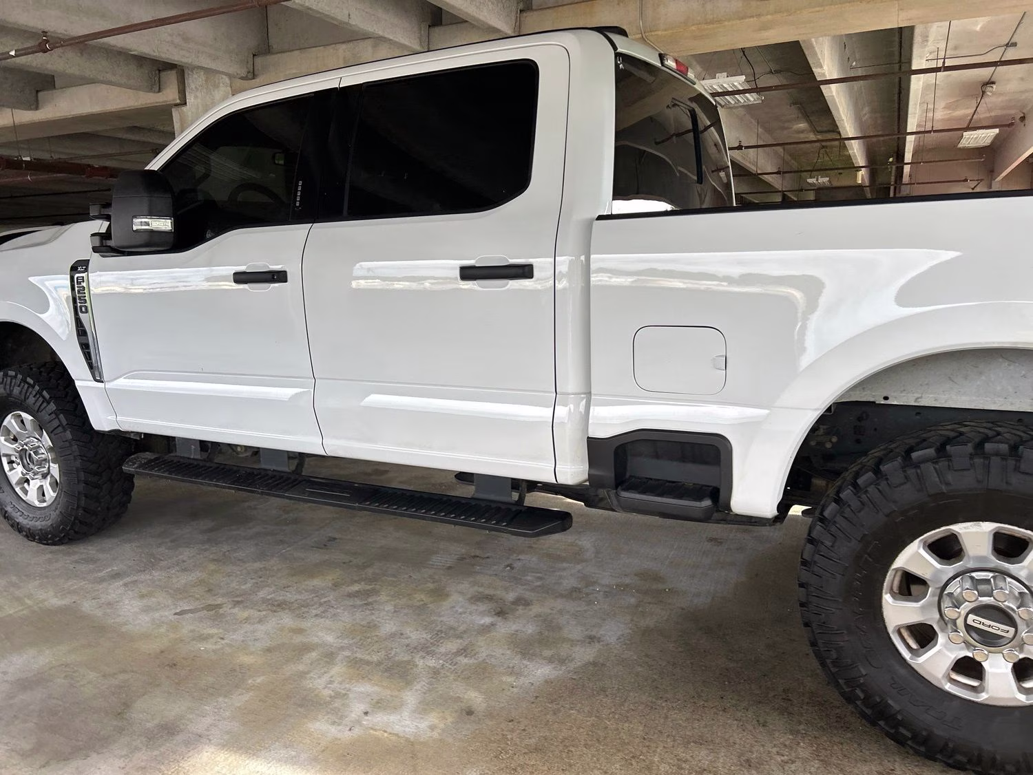 2023 Oxford White Ford Super Duty F-250 SRW XLT 4X4 Truck
