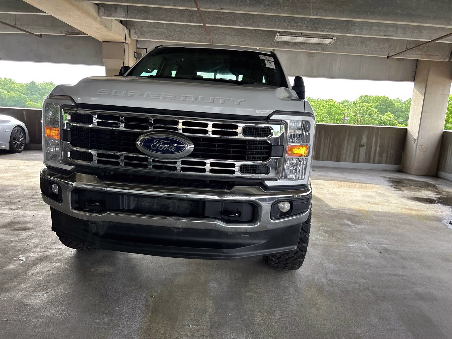 2023 Oxford White Ford Super Duty F-250 SRW XLT 4X4 Truck