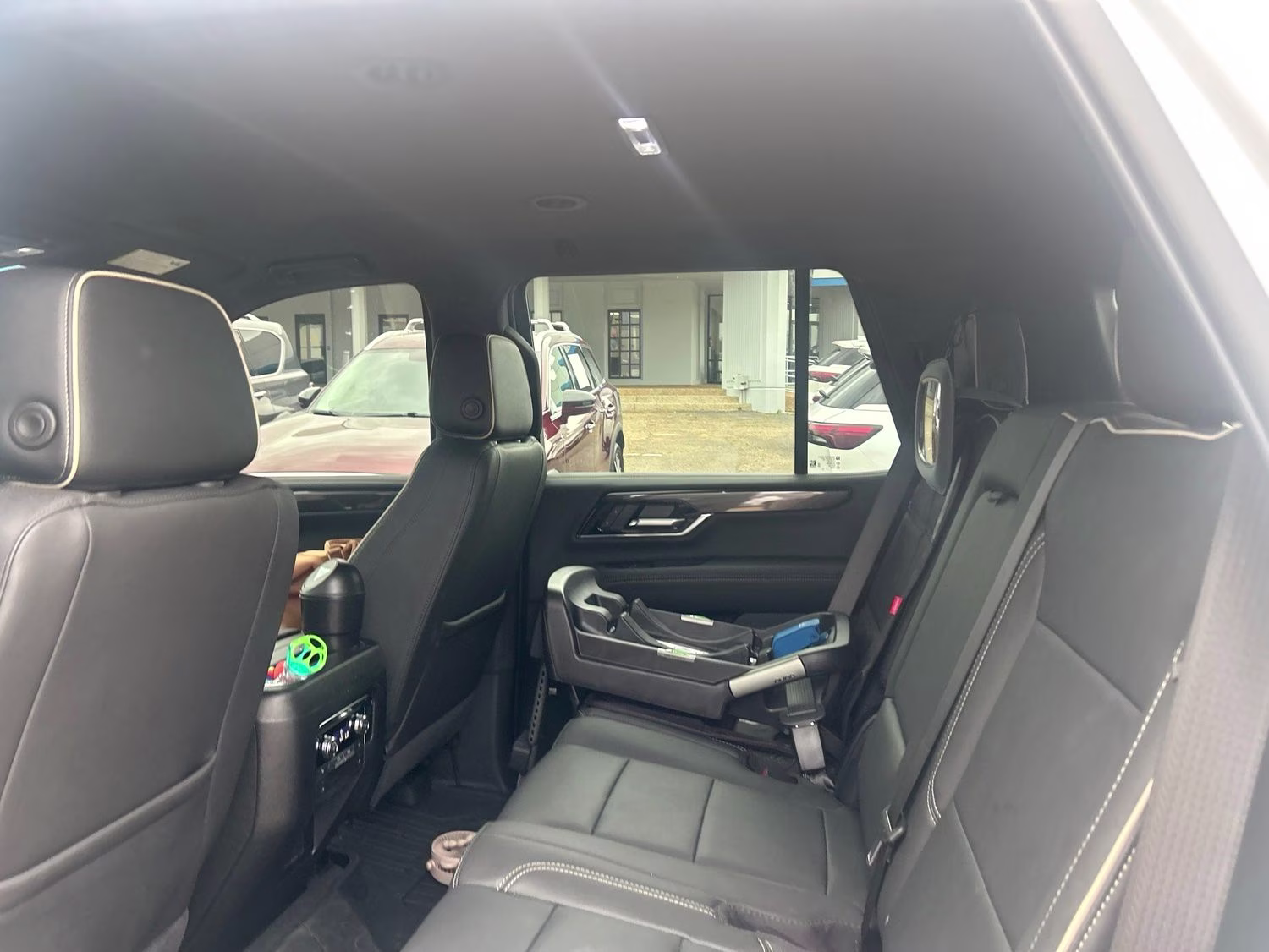 2025 Summit White GMC Yukon Elevation 4X4 SUV