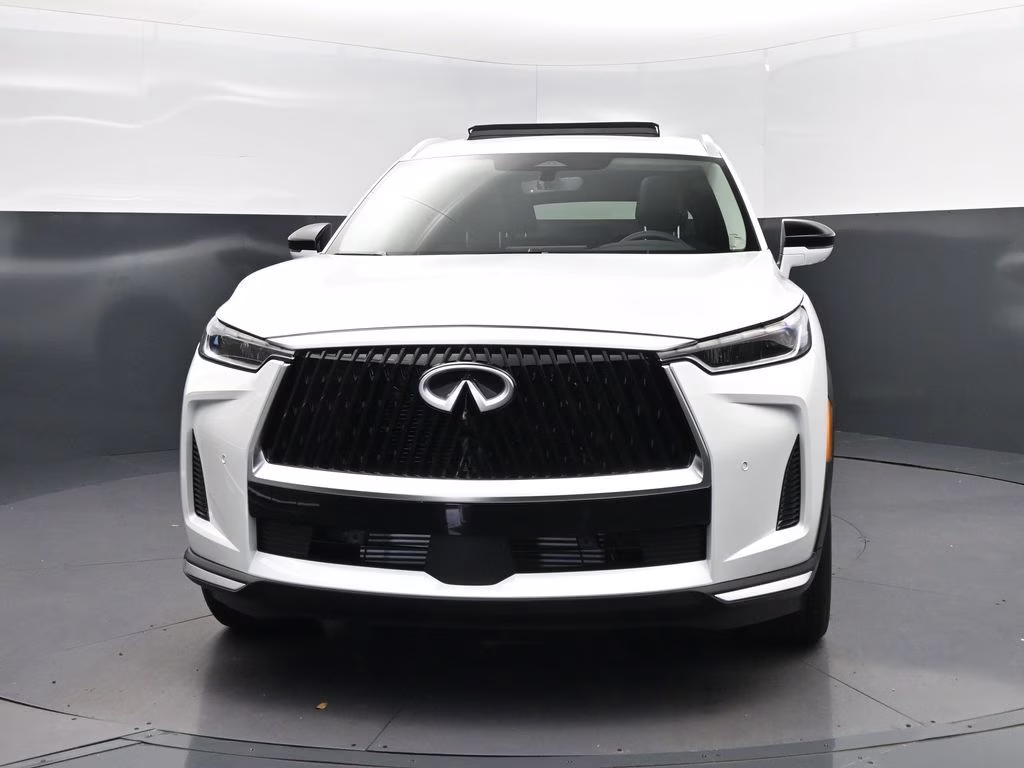 2027 White INFINITI QX60 LUXE FWD