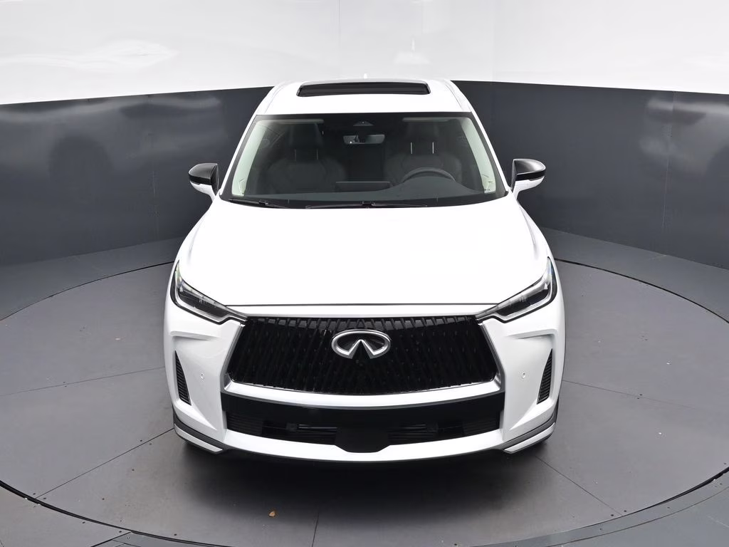 2027 White INFINITI QX60 LUXE FWD