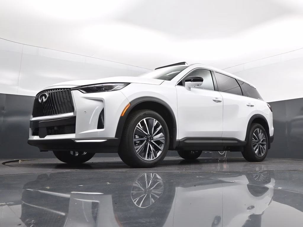 2027 White INFINITI QX60 LUXE FWD