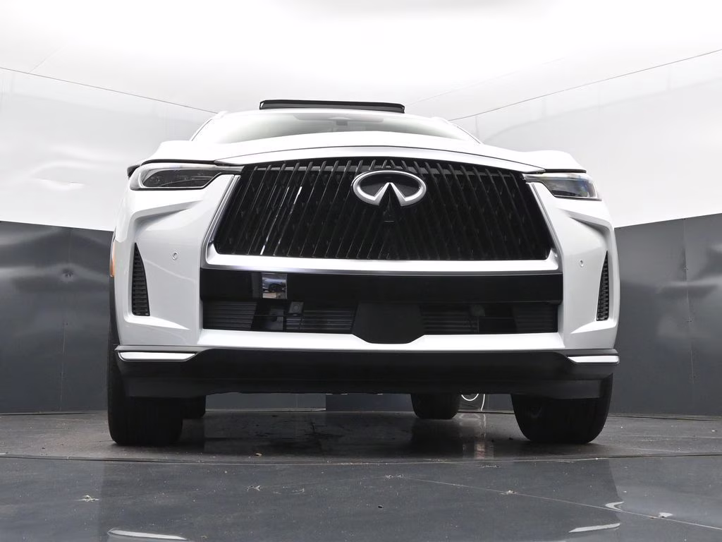 2027 White INFINITI QX60 LUXE FWD