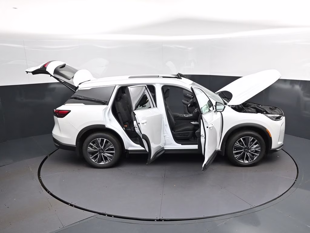 2027 White INFINITI QX60 LUXE FWD