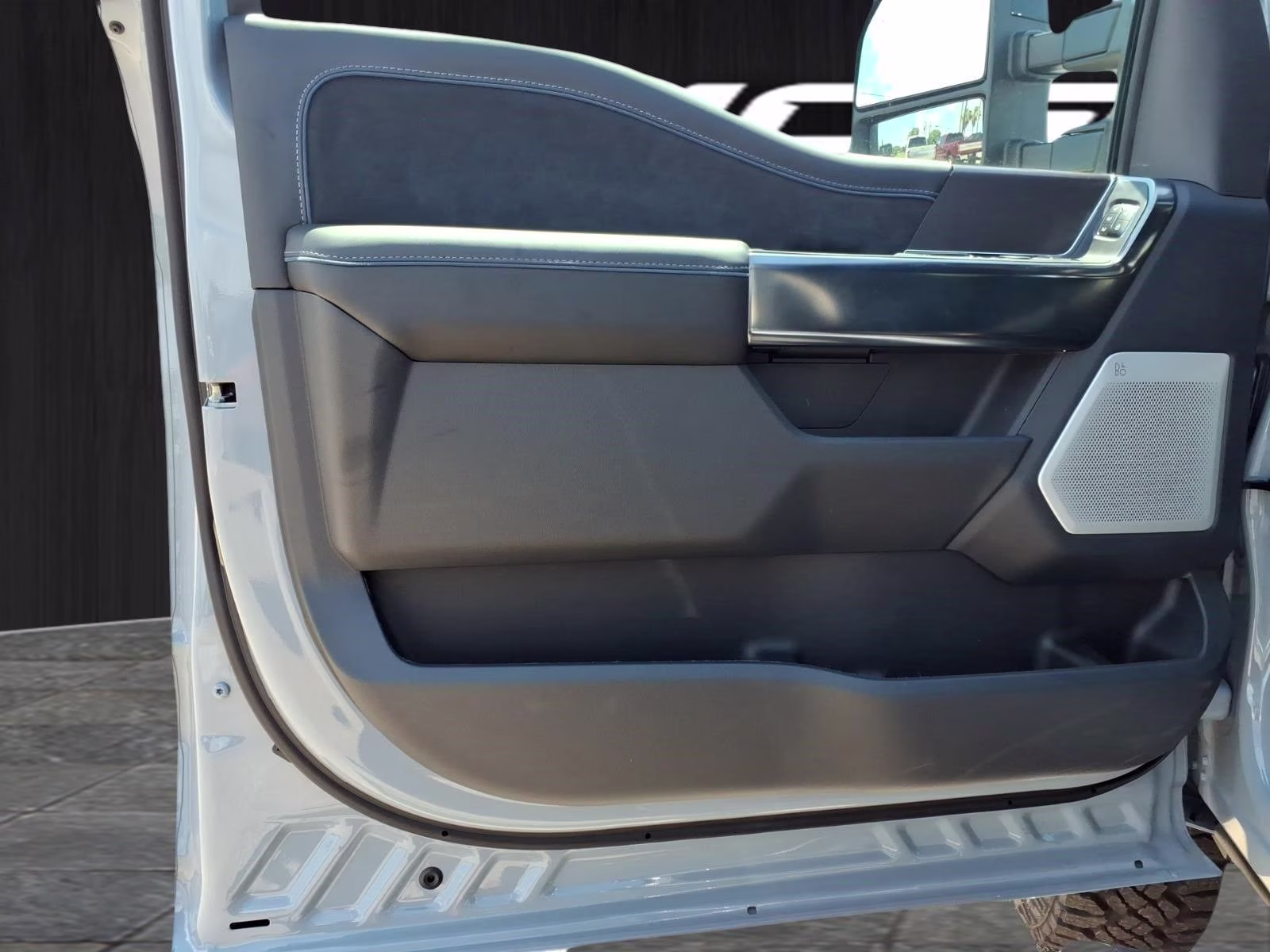 2026 Gray Metallic Ford Super Duty F-250 SRW Platinum 4X4 Truck