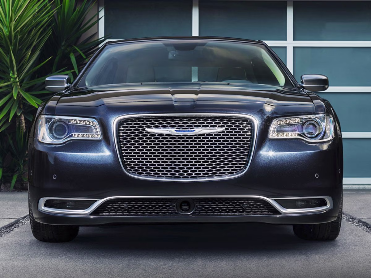 2016 Granite Crystal Metallic Clearcoat Chrysler 300 C RWD Sedan