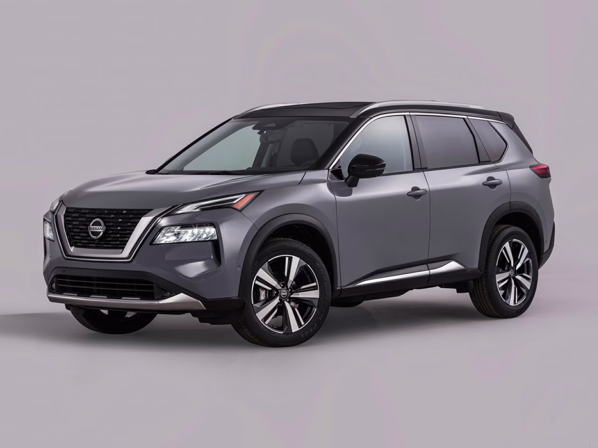 2023 Pearl White Tricoat Nissan Rogue SV FWD SUV