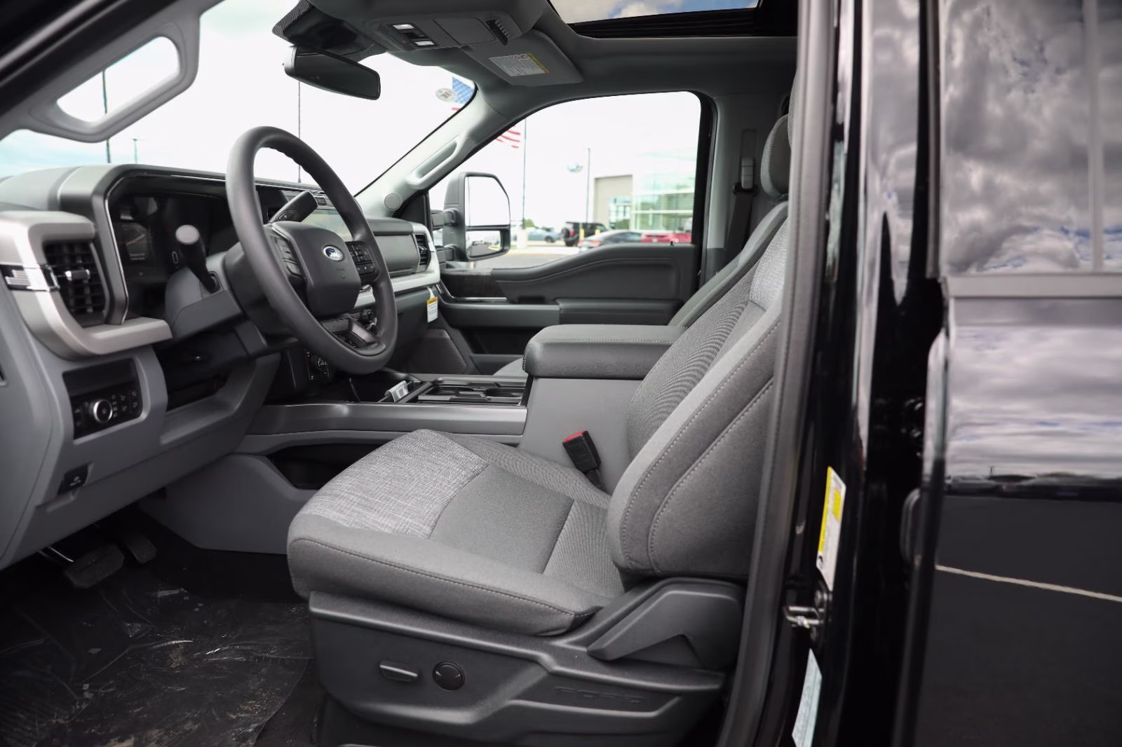 2026 Agate Black Metallic Ford Super Duty F-250 SRW XLT 4X4 Truck