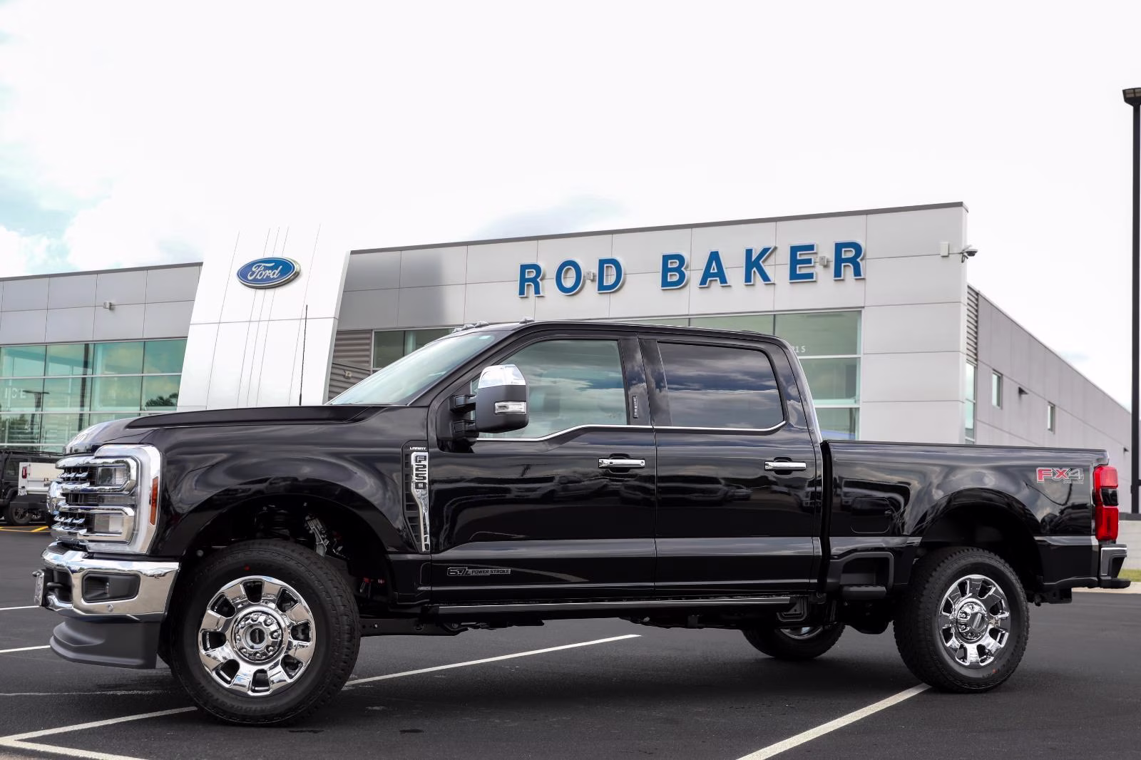 2026 Agate Black Metallic Ford Super Duty F-250 SRW LARIAT 4X4 Truck