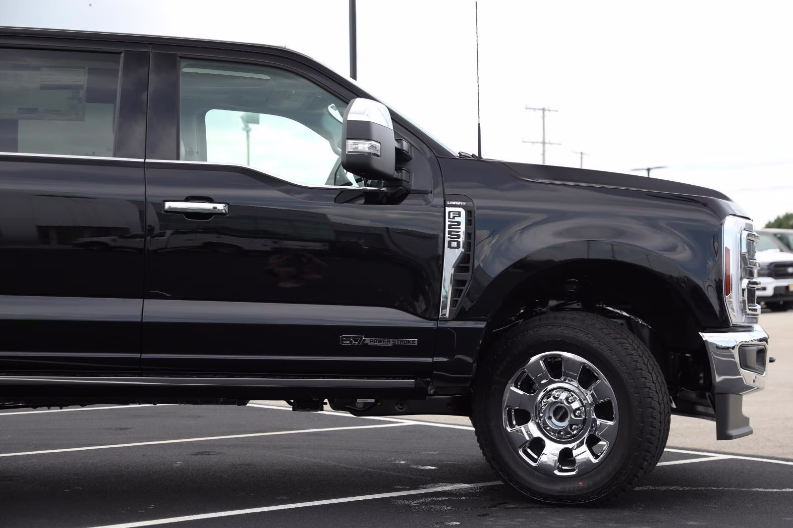 2026 Agate Black Metallic Ford Super Duty F-250 SRW LARIAT 4X4 Truck