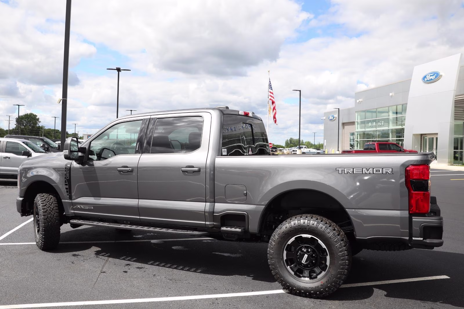 2026 Carbonized Gray Metallic Ford Super Duty F-250 SRW XLT 4X4 Truck