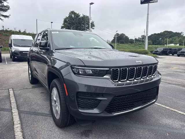 2026 Baltic Gray Metallic Clearcoat Jeep Grand Cherokee Laredo RWD SUV
