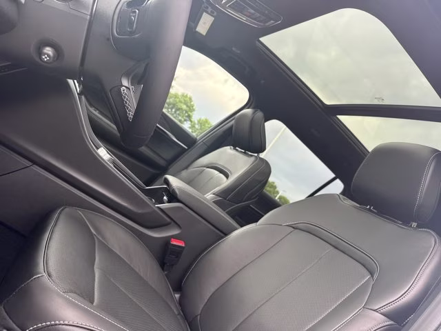 2026 Bright White Clearcoat Jeep Grand Cherokee L Limited Reserve 4X4 SUV