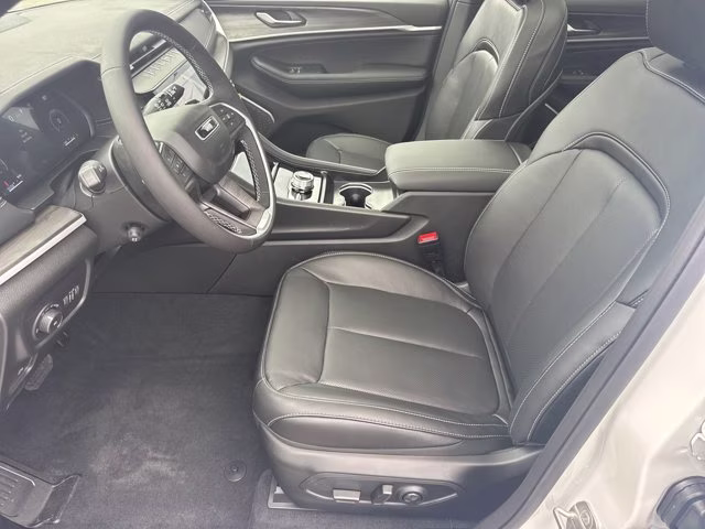 2026 Bright White Clearcoat Jeep Grand Cherokee L Limited Reserve 4X4 SUV