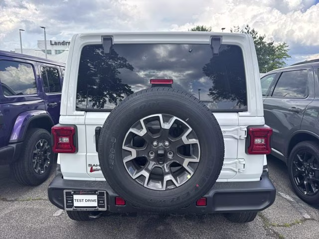 2026 Bright White Clearcoat Jeep Wrangler Sahara 4X4 Convertible