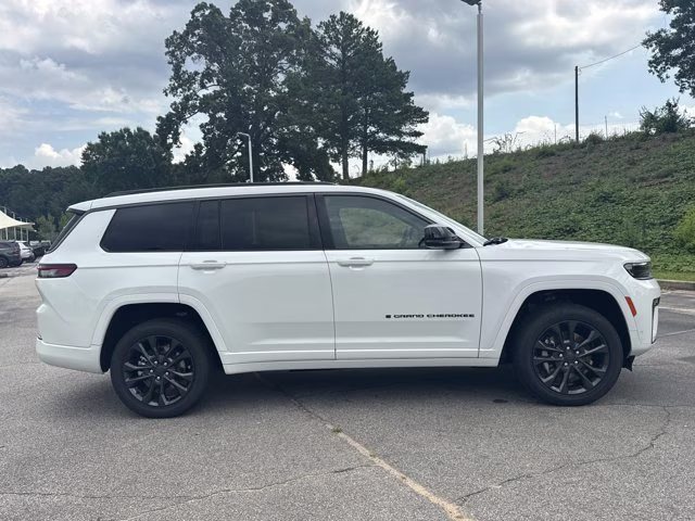 2026 Bright White Clearcoat Jeep Grand Cherokee L Limited Reserve 4X4 SUV