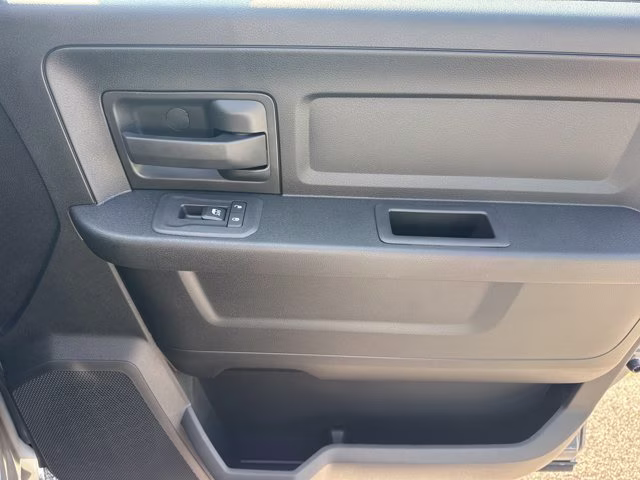 2026 Ceramic Gray Clearcoat Ram 2500 Black Express 4X4 Truck