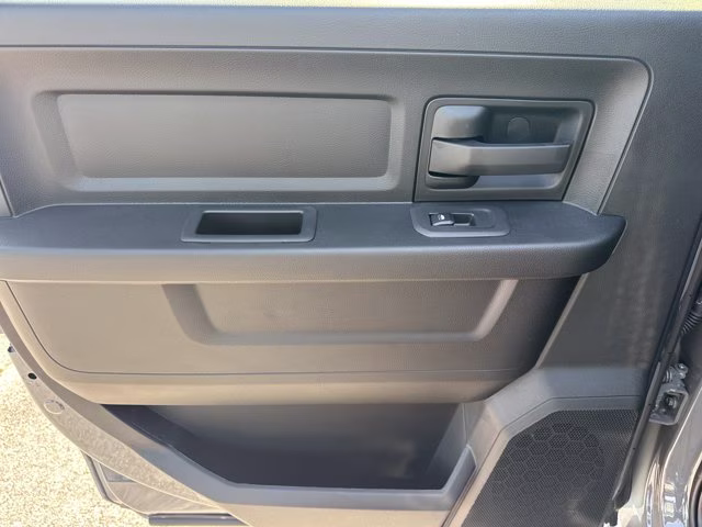 2026 Ceramic Gray Clearcoat Ram 2500 Black Express 4X4 Truck