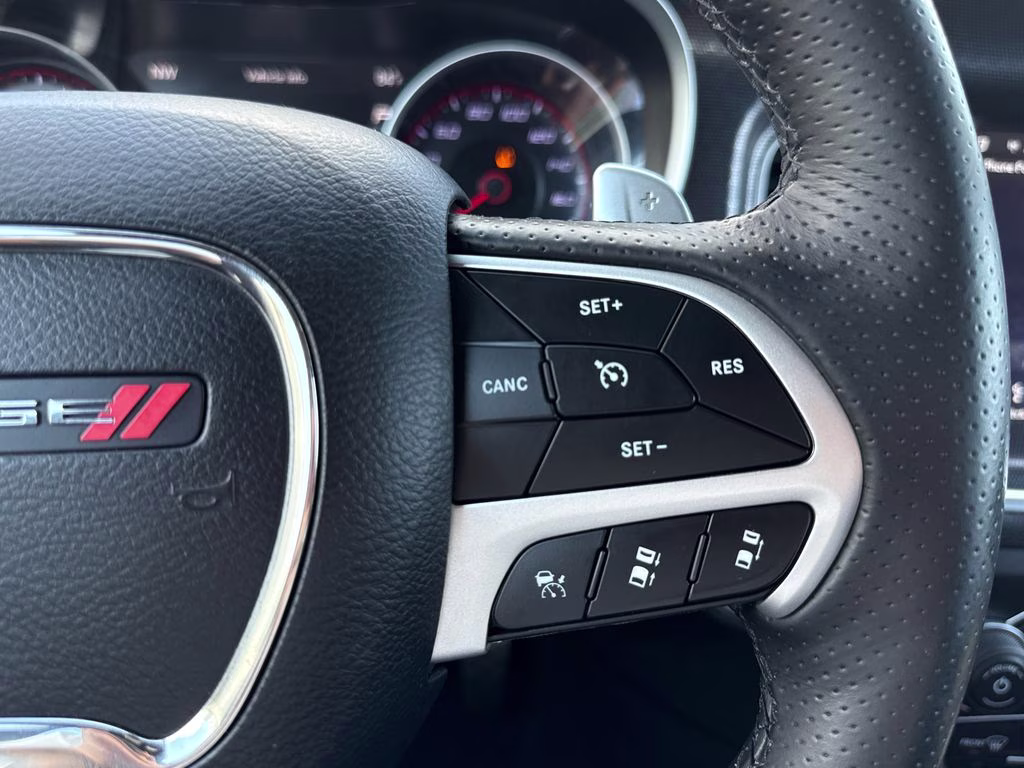 2018 Destroyer Gray Clearcoat Dodge Charger R/T Scat Pack RWD Sedan