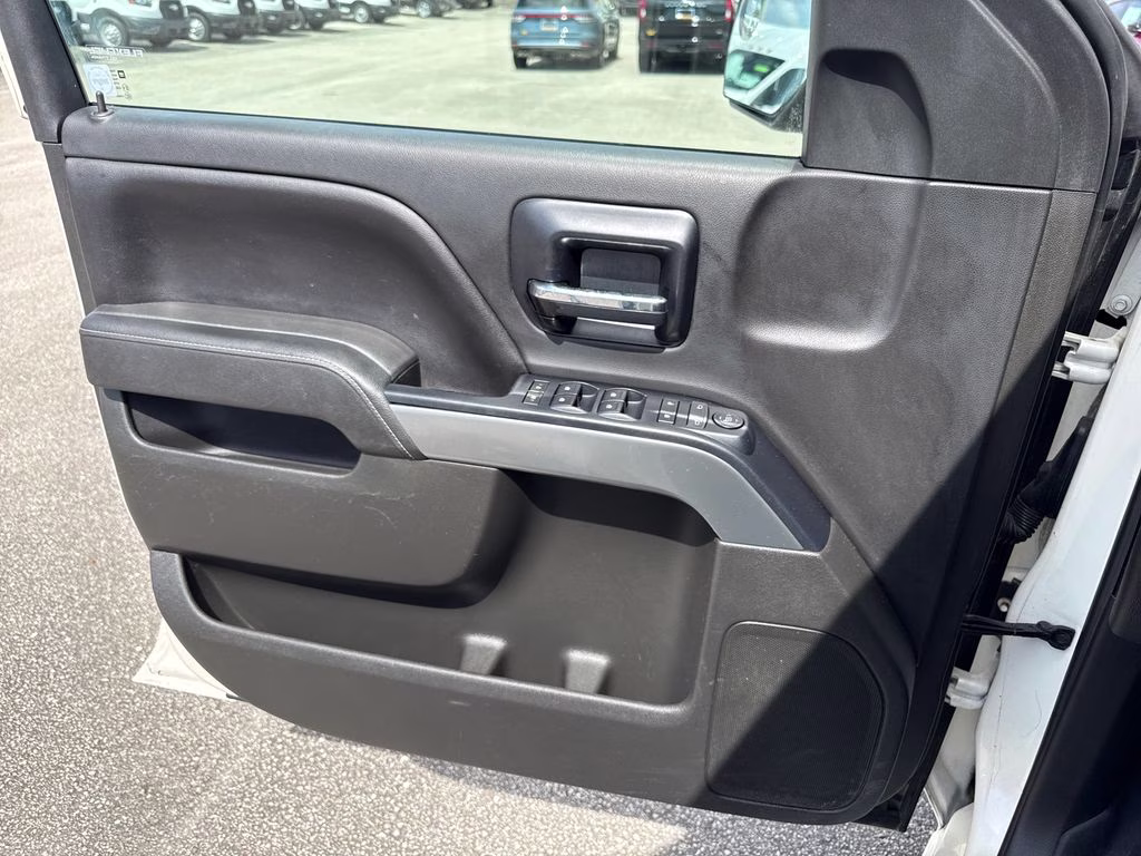 2014 White Diamond Tricoat Chevrolet Silverado 1500 LT RWD Truck