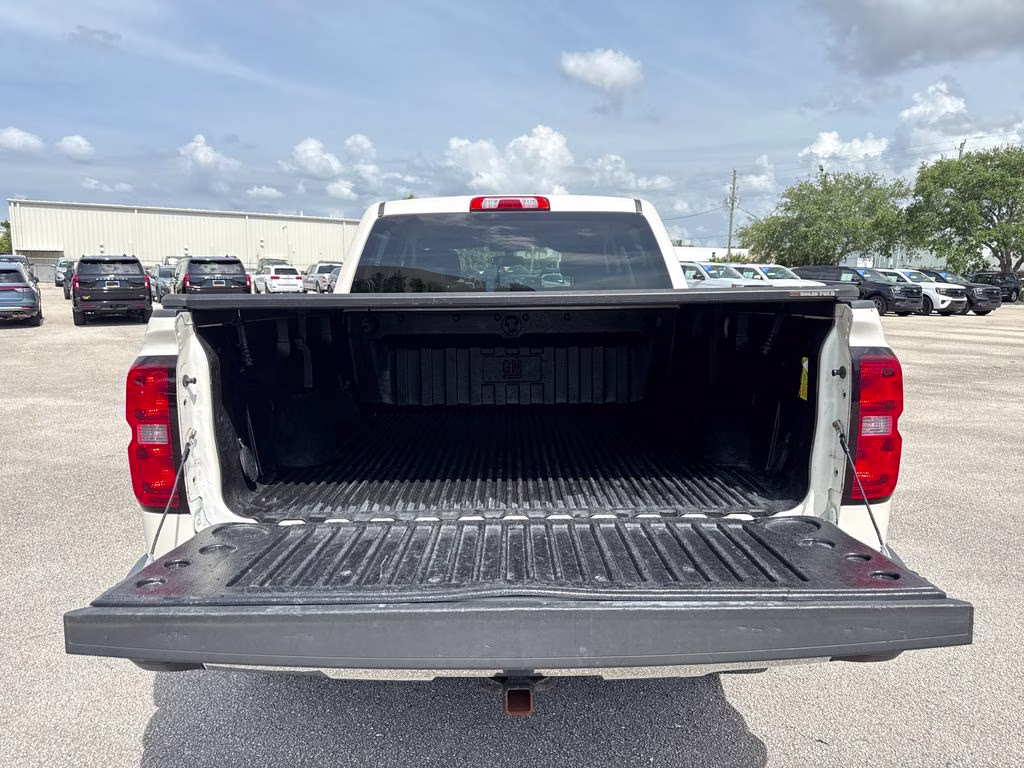 2014 White Diamond Tricoat Chevrolet Silverado 1500 LT RWD Truck