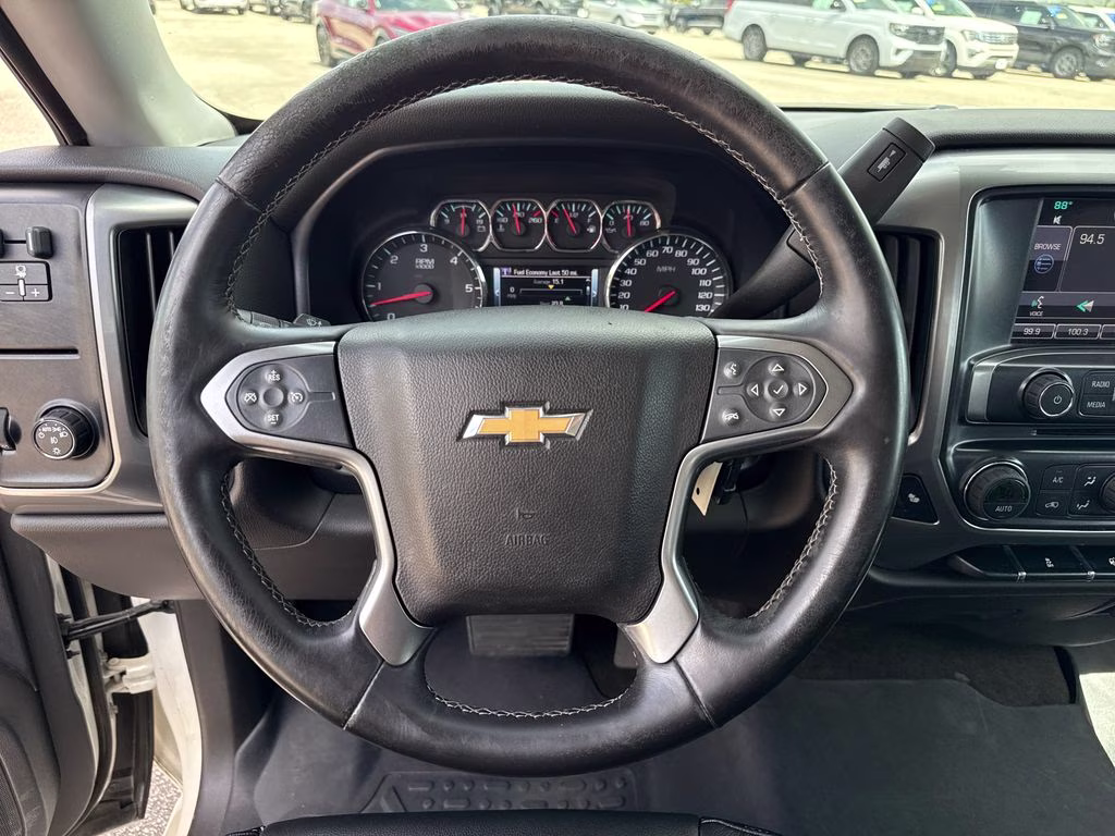 2014 White Diamond Tricoat Chevrolet Silverado 1500 LT RWD Truck