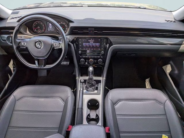 2020 Platinum Gray Metallic Volkswagen Passat 2.0T R-Line FWD Sedan