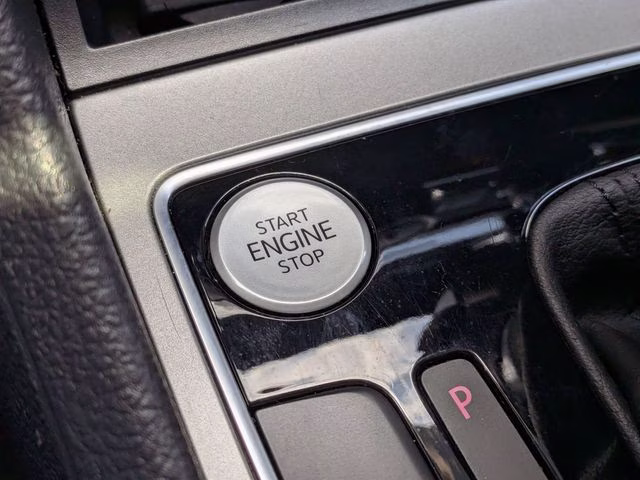 2020 Platinum Gray Metallic Volkswagen Passat 2.0T R-Line FWD Sedan
