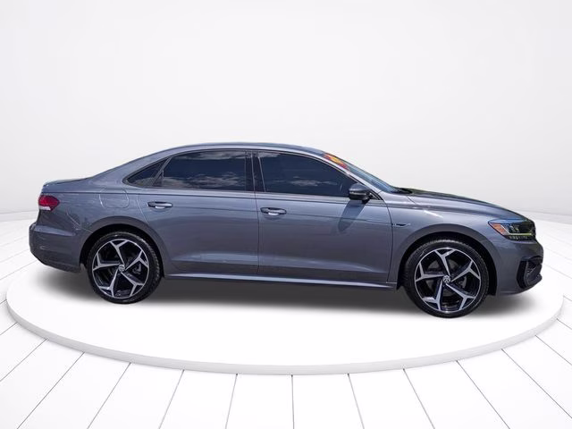 2020 Platinum Gray Metallic Volkswagen Passat 2.0T R-Line FWD Sedan