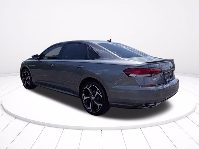 2020 Platinum Gray Metallic Volkswagen Passat 2.0T R-Line FWD Sedan