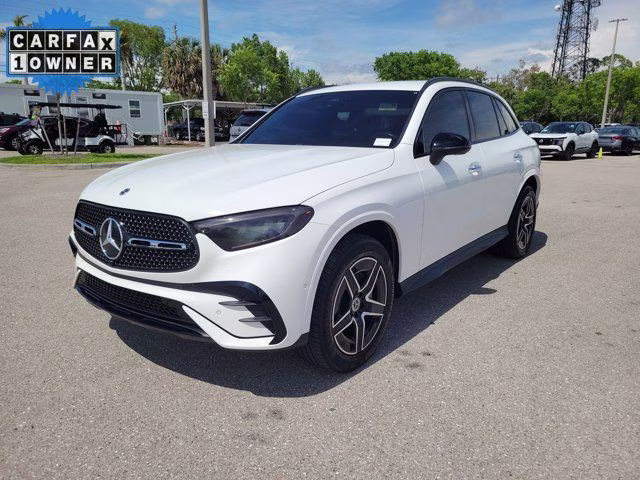 2025 White Mercedes-Benz GLC GLC 300 AWD SUV