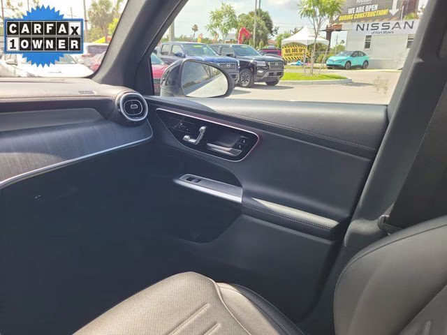 2025 White Mercedes-Benz GLC GLC 300 AWD SUV