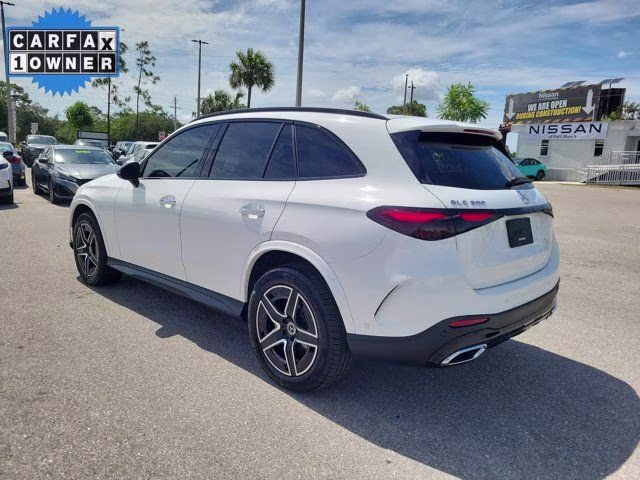 2025 White Mercedes-Benz GLC GLC 300 AWD SUV