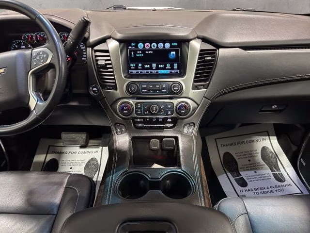 2019 Summit White Chevrolet Suburban LT 4X4 SUV