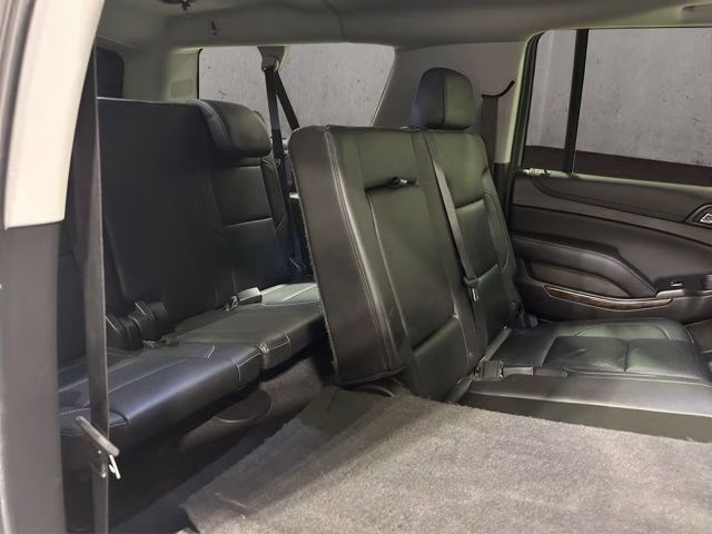 2019 Summit White Chevrolet Suburban LT 4X4 SUV