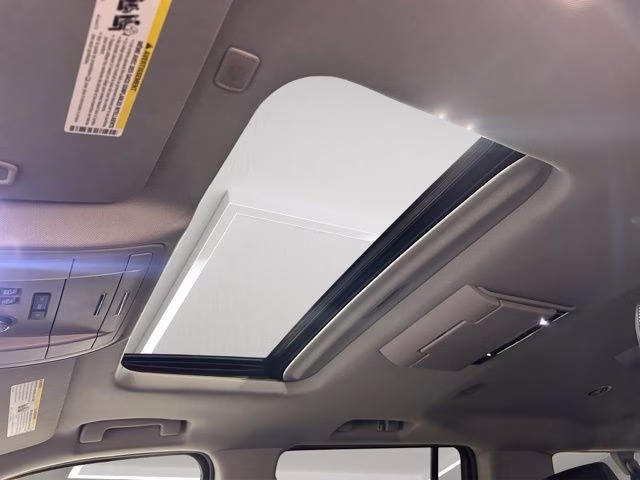2019 Summit White Chevrolet Suburban LT 4X4 SUV