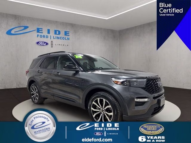 2020 Ford Explorer ST 4WD's photo