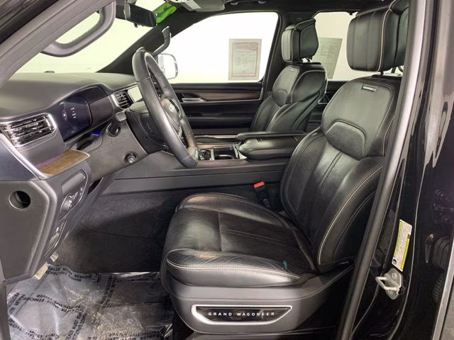 2023 Diamond Black Crystal Pearlcoat Jeep Grand Wagoneer Series II 4X4 SUV
