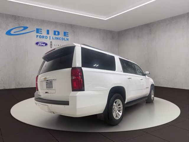 2019 Summit White Chevrolet Suburban LT 4X4 SUV
