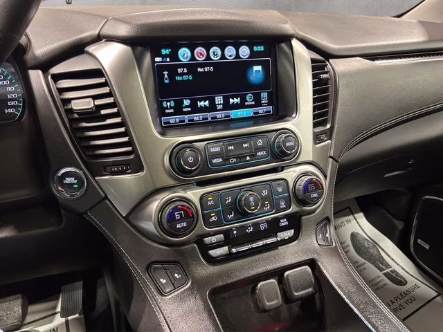 2019 Summit White Chevrolet Suburban LT 4X4 SUV