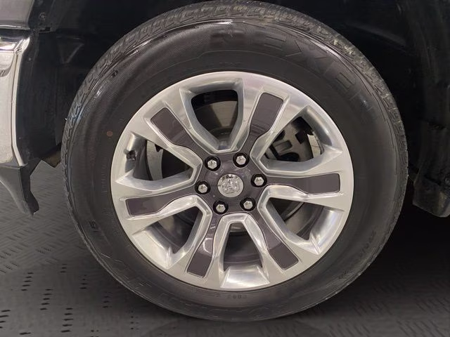 2022 Granite Crystal Metallic Clearcoat Ram 1500 Limited 4X4 Truck