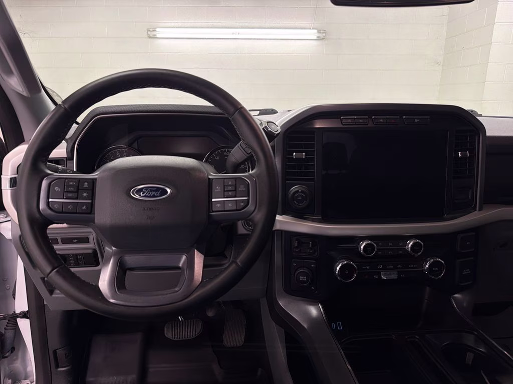 2023 Oxford White Ford F-150 XLT 4X4 Truck