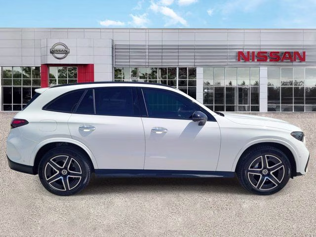 2025 White Mercedes-Benz GLC GLC 300 AWD SUV